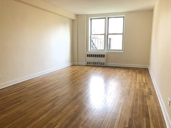 1st image of 200 E 17th St APT 5D