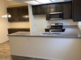 7621 Quailwood Dr APT D, Bakersfield, CA 93309