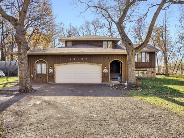 18127 Flanders St NE, East Bethel, MN 55092
