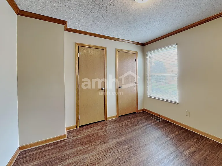 7624 Harbour Town Dr — Photo 18
