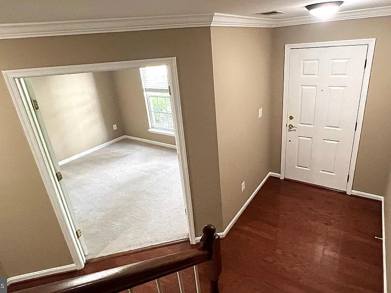 44314 Cornish Ln — Photo 3