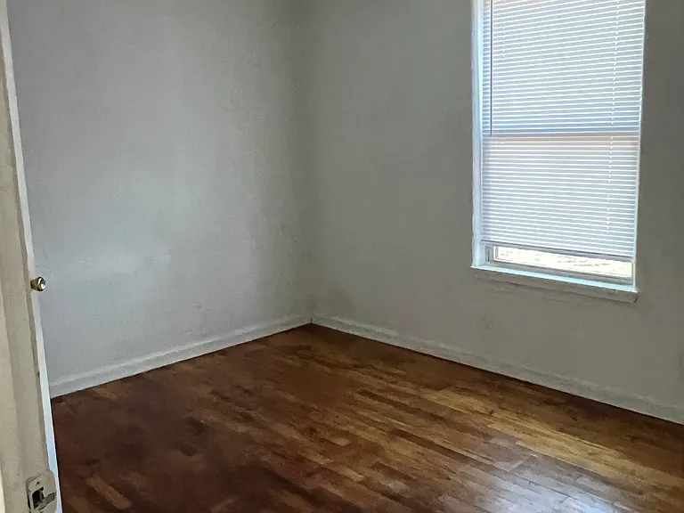 1214 N Oswego Ave #A — Photo 4