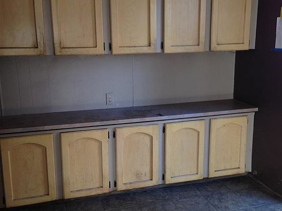 3rd image of 3309 Winterhaven Dr