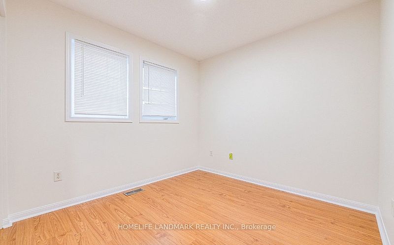 Oakville Townhouse for rent - 3 Bedrooms — photo 19