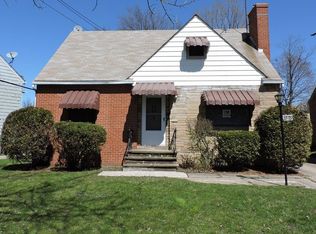 3579 Saint Albans Rd, Cleveland Heights, OH 44121