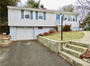 14 Highwood Ave, Hamden, CT 06514