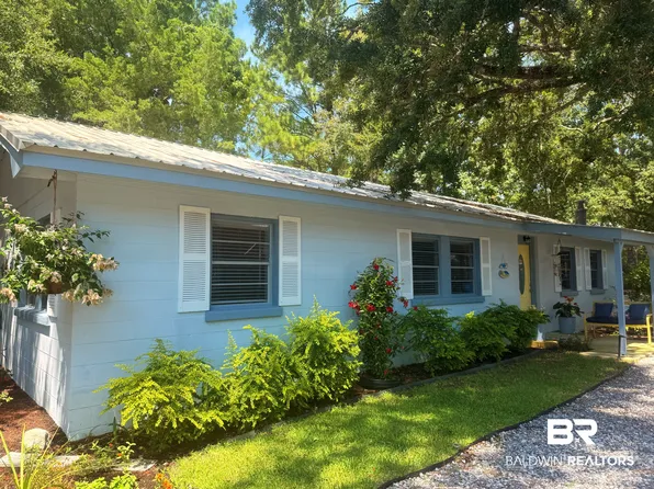 10221 Bayhaven Dr, Fairhope, AL 36532