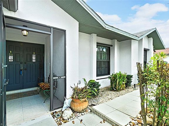 2nd image of 2122 SE 10th Ter