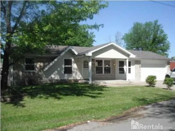 109 N Circlecrest Dr, Louisville, KY 40229