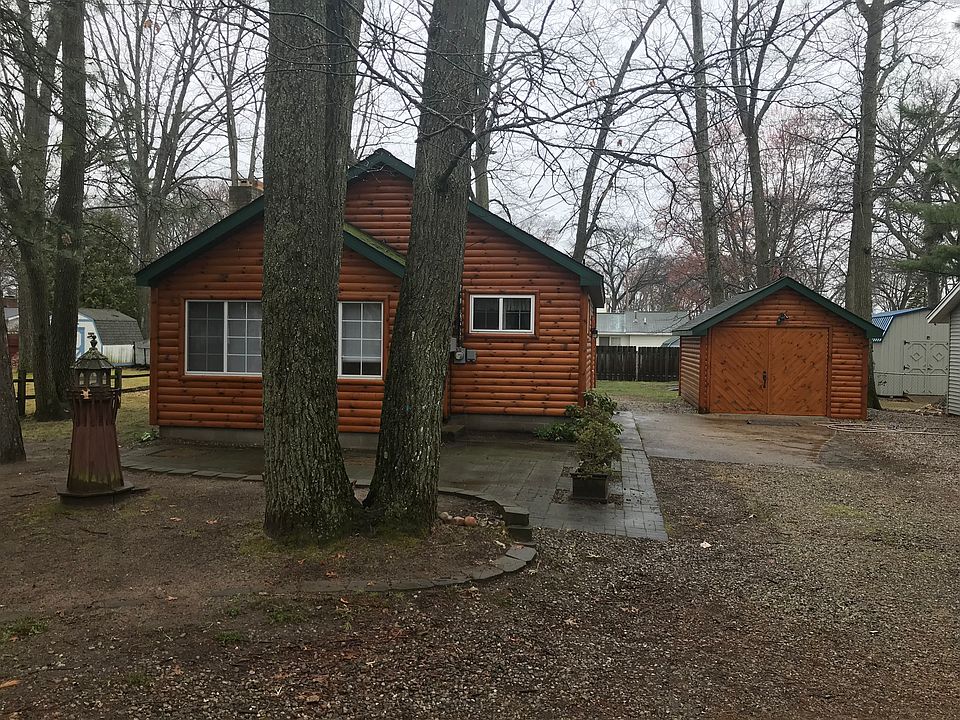 1st image of 125 Oakridge Ave