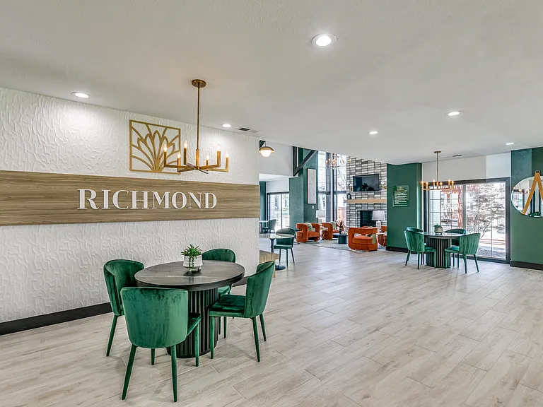 Richmond Apartments — Photo 23