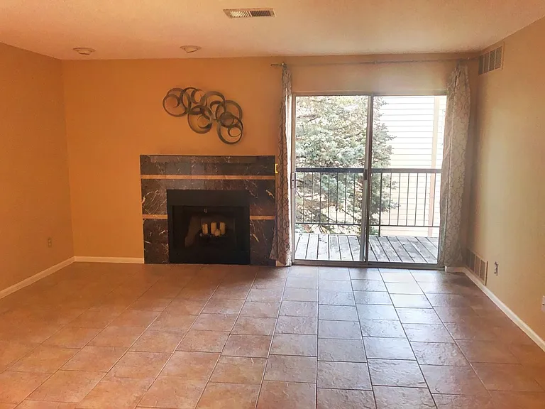 2575 S Syracuse Way #B201 — Photo 4