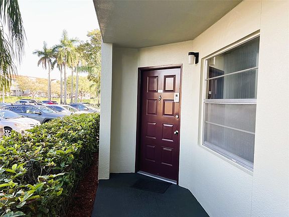 5th image of 1300 SW 130th Ave APT 101F