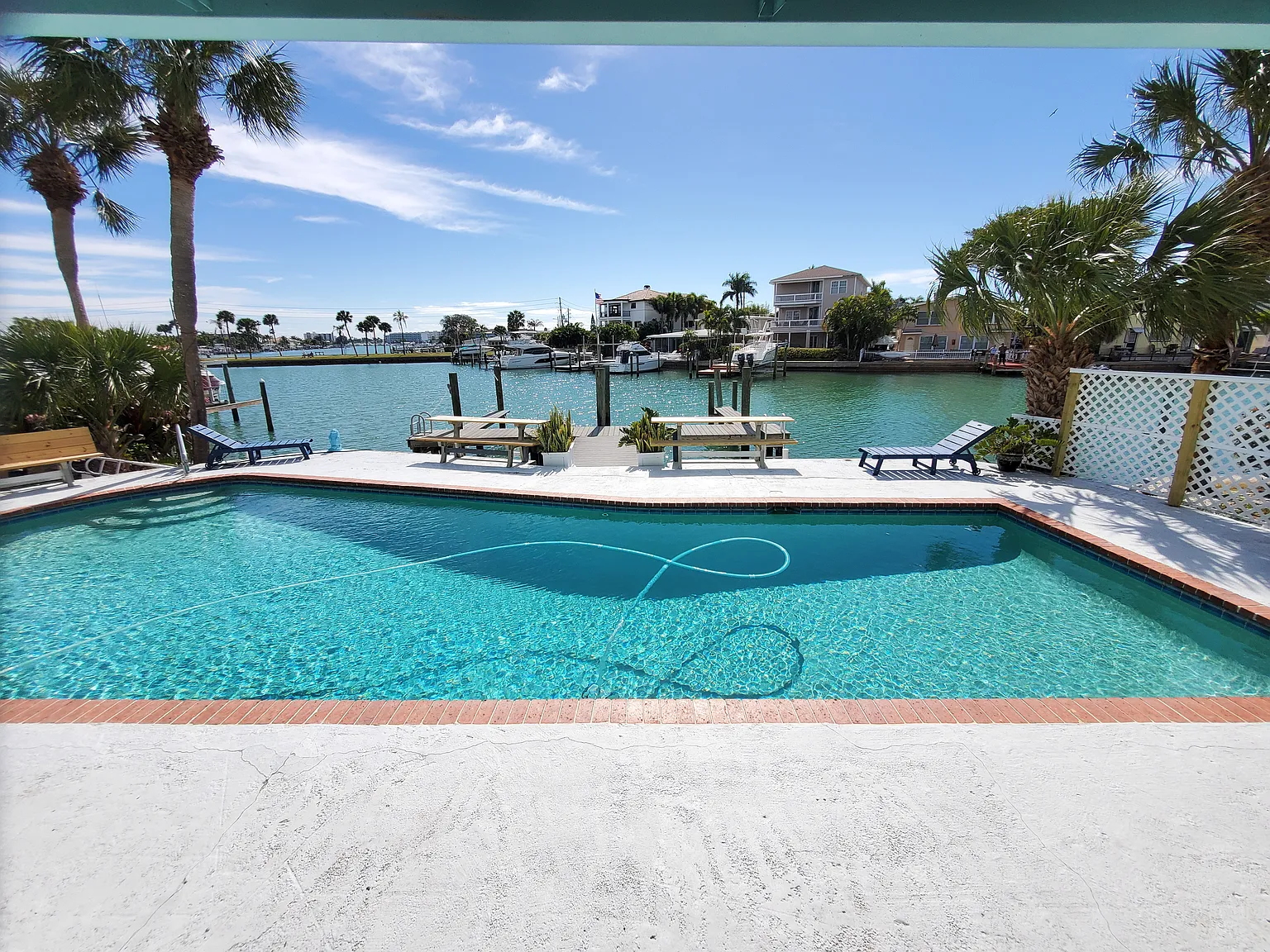 2 bed, 2.5 bath, 1150 sqft, $4,200 — Photo 2