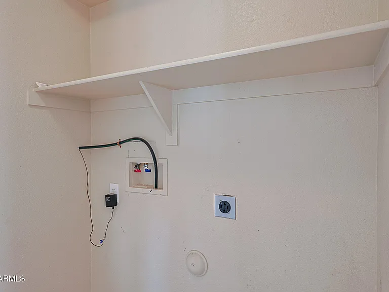 5245 N 125th Ave — Photo 31