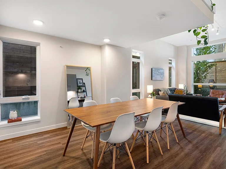 308 N 68th St #101 — Photo 9