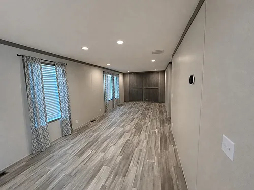 37 E Arizona Photo 1