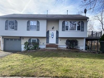 5 Peri Pl, Hazlet Township, NJ, 07734