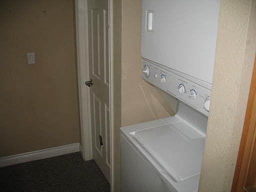 4th image of 1000 S Mollison Ave Unit 4