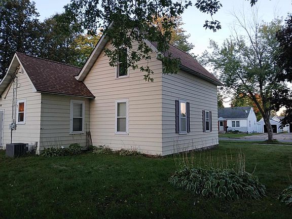 2nd image of 706 CHIPPEWA STREET