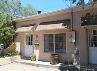 311 Pino Rd, Santa Fe, NM 87505