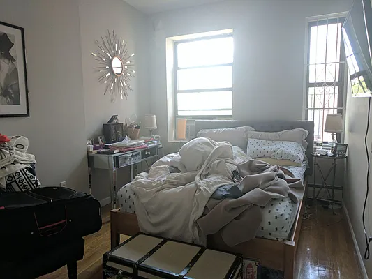 Rented by Keller Williams NYC | media 28