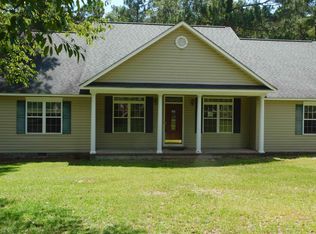 225 Briarcliff Rd, Swainsboro, GA 30401