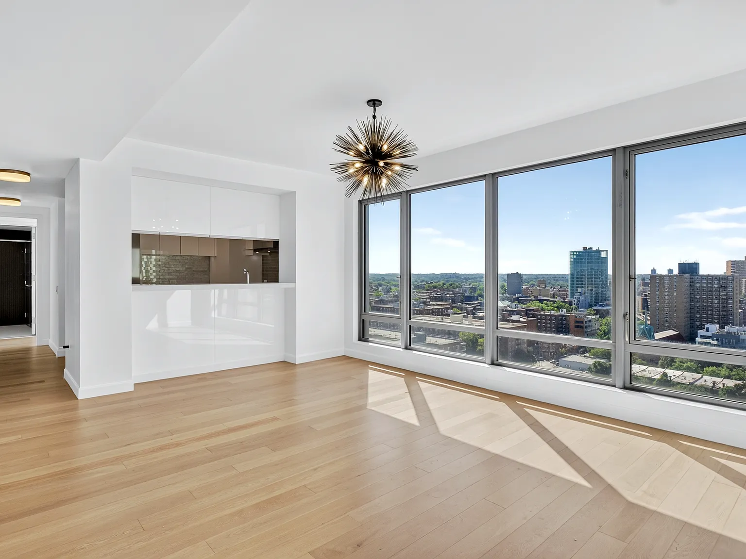 2 bed, 1176 sqft, $5,500 — Photo 4
