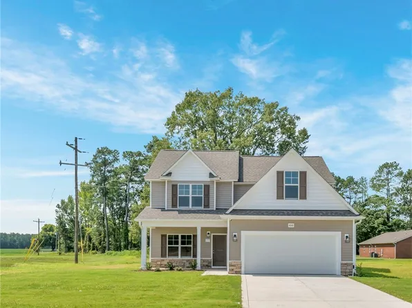 4316 Kirkhill Ct, Wade, NC 28395