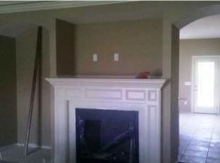 8282 Graham Rd, Chattanooga, TN 37421