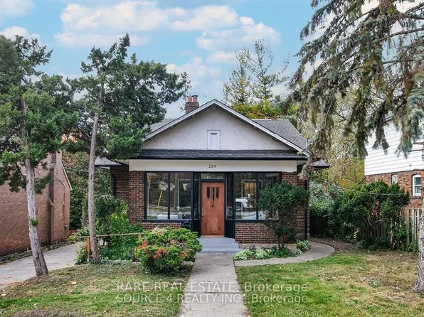 224 Ellis Ave, Toronto, ON M6S 2X2