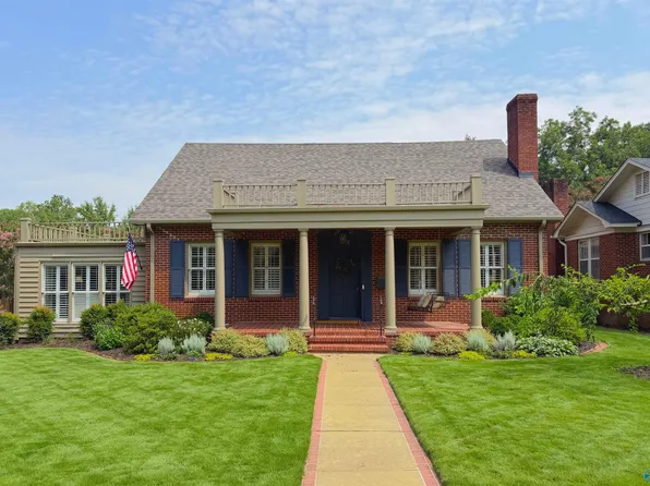 1018 Sherman St SE, Decatur, AL 35601
