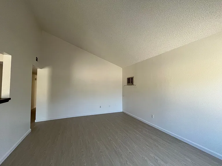 8890 Arcade Rd — Photo 6