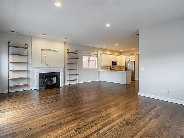 1134 W Fullerton Ave #3 — Photo 17