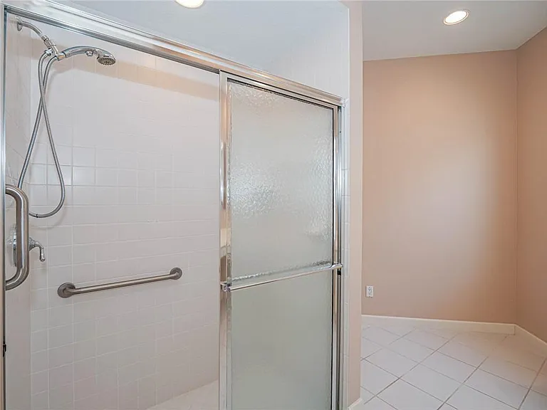 2116 Sea Mist Ct — Photo 20