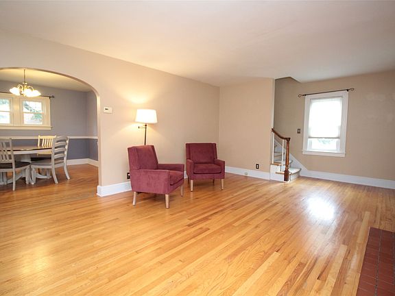 3rd image of 70 Crary Ave