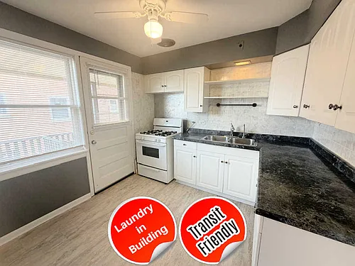 4900 Greenwood St #2W Photo 1 4900 Greenwood St #2W Photo 1