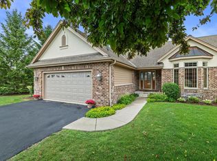 314 Eagles Cove Cir #4-1, North Prairie, WI 53153