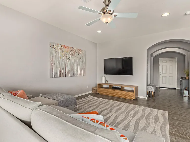 7919 S 8th Way — Photo 7