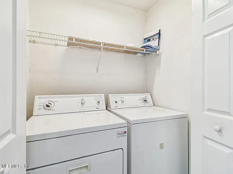 3491 Lone Tree Ln — Photo 28