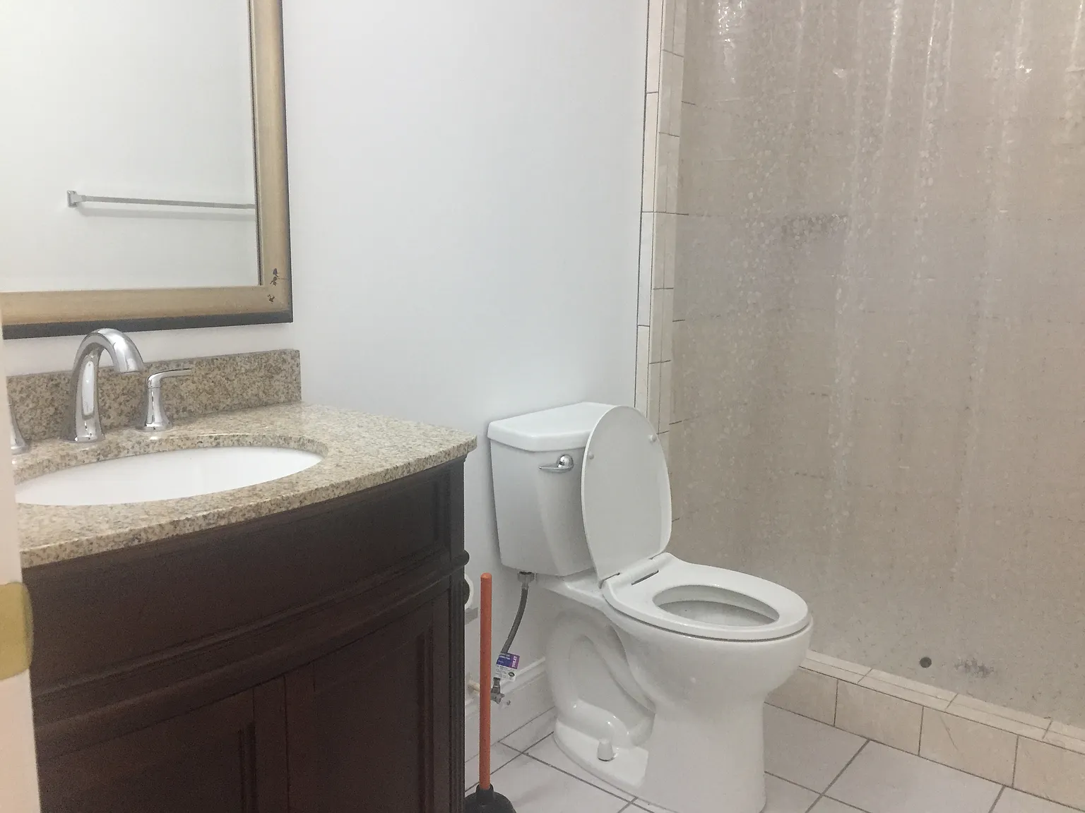 4 bed, 7000 sqft, $1,300 — Photo 3
