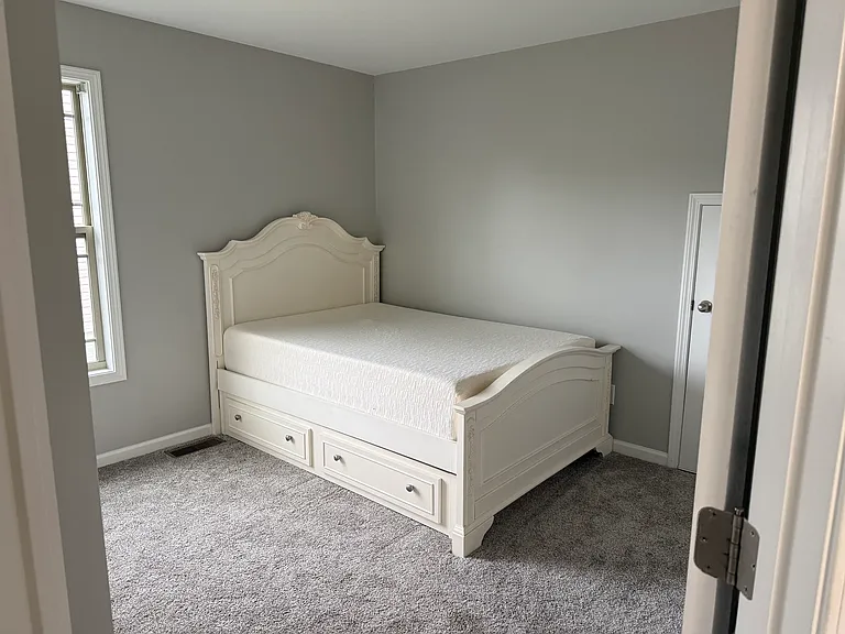 3rd bedroom (bed can be included).