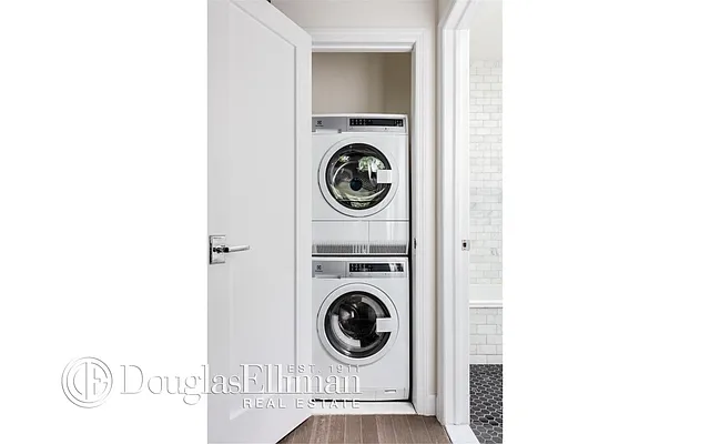 Rented by Douglas Elliman | media 51