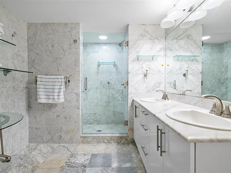 8911 Collins Ave #802 — Photo 14