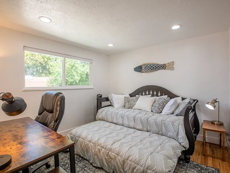 9949 S Sego Lily Dr — Photo 30