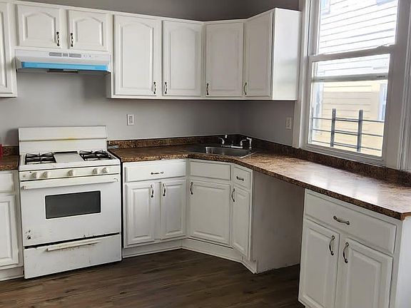 2nd image of 702 S 19th St #1L