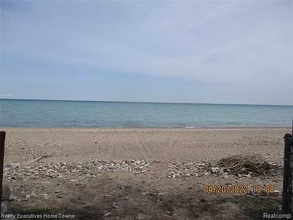 5th image of 3701 Ferndale Dr