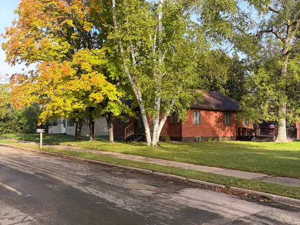 125 4th St NE, Crosby, MN 56441