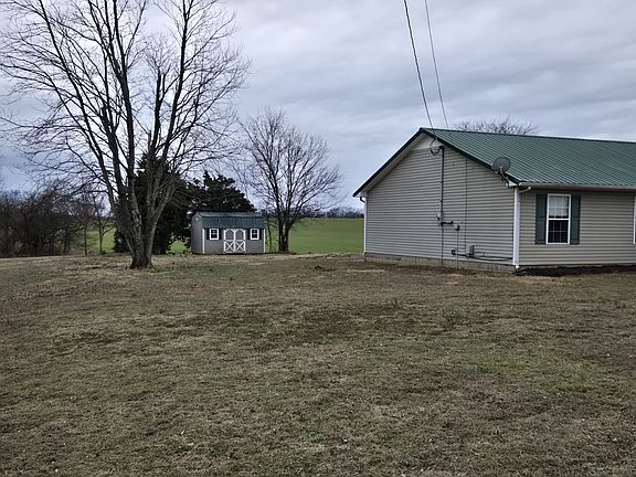 4th image of 337 Bumpus Mill Rd