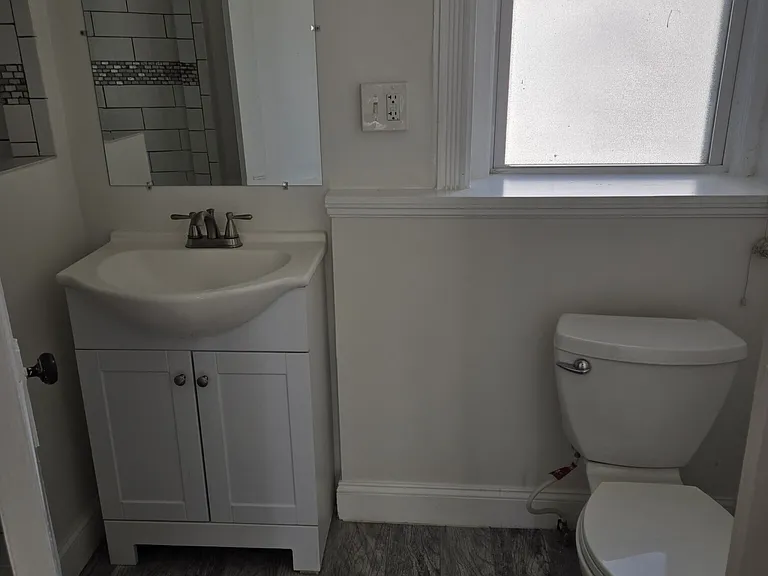 1124 Commonwealth Ave — Photo 127